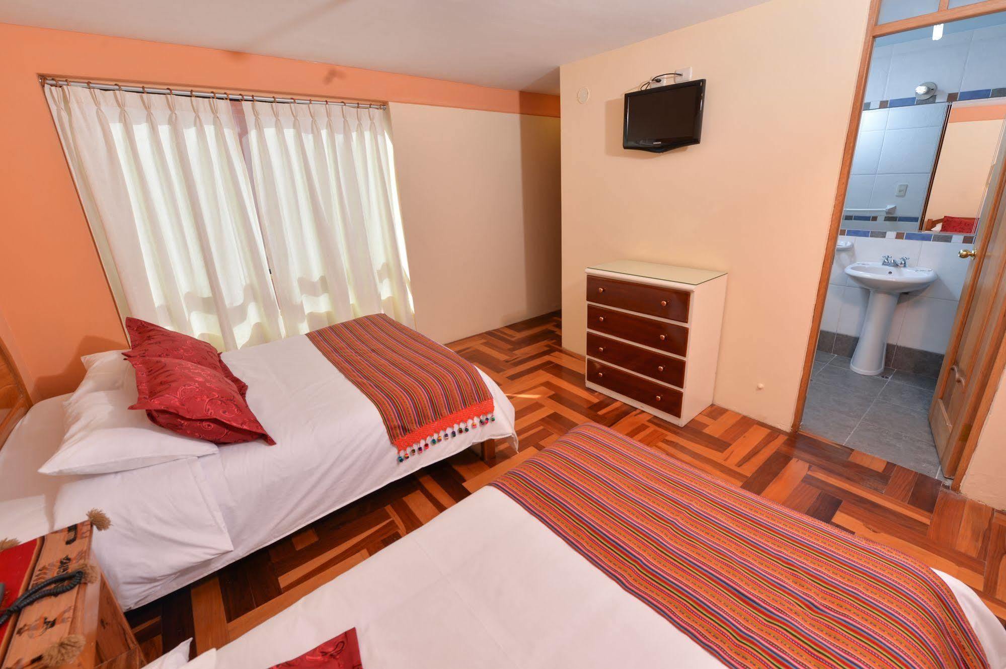 Hostal Atlantis กุสโก ภายนอก รูปภาพ