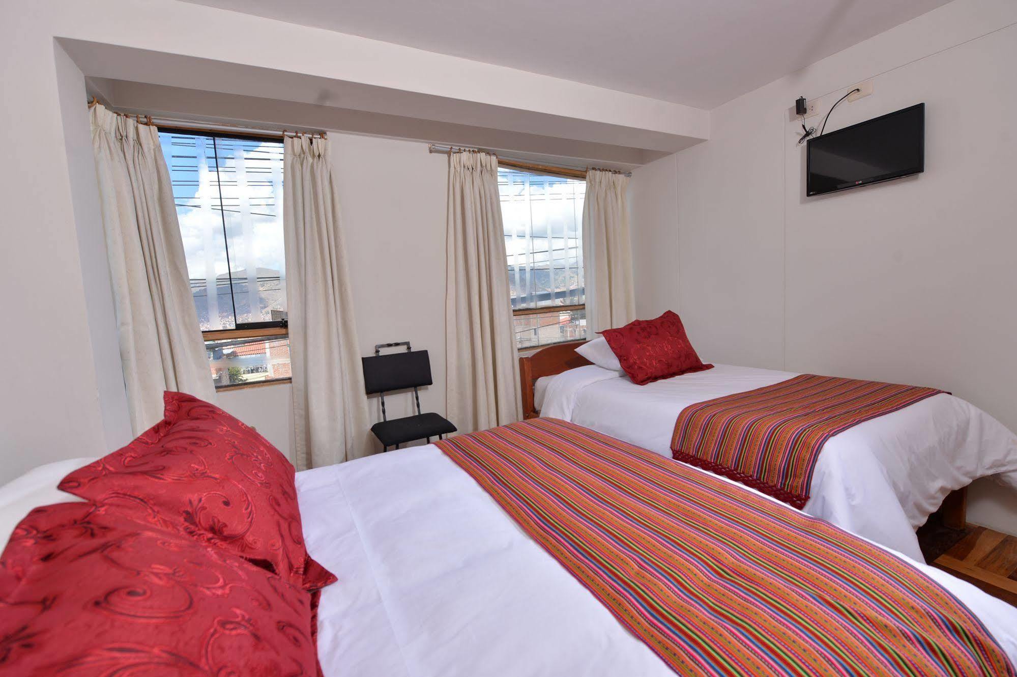 Hostal Atlantis กุสโก ภายนอก รูปภาพ